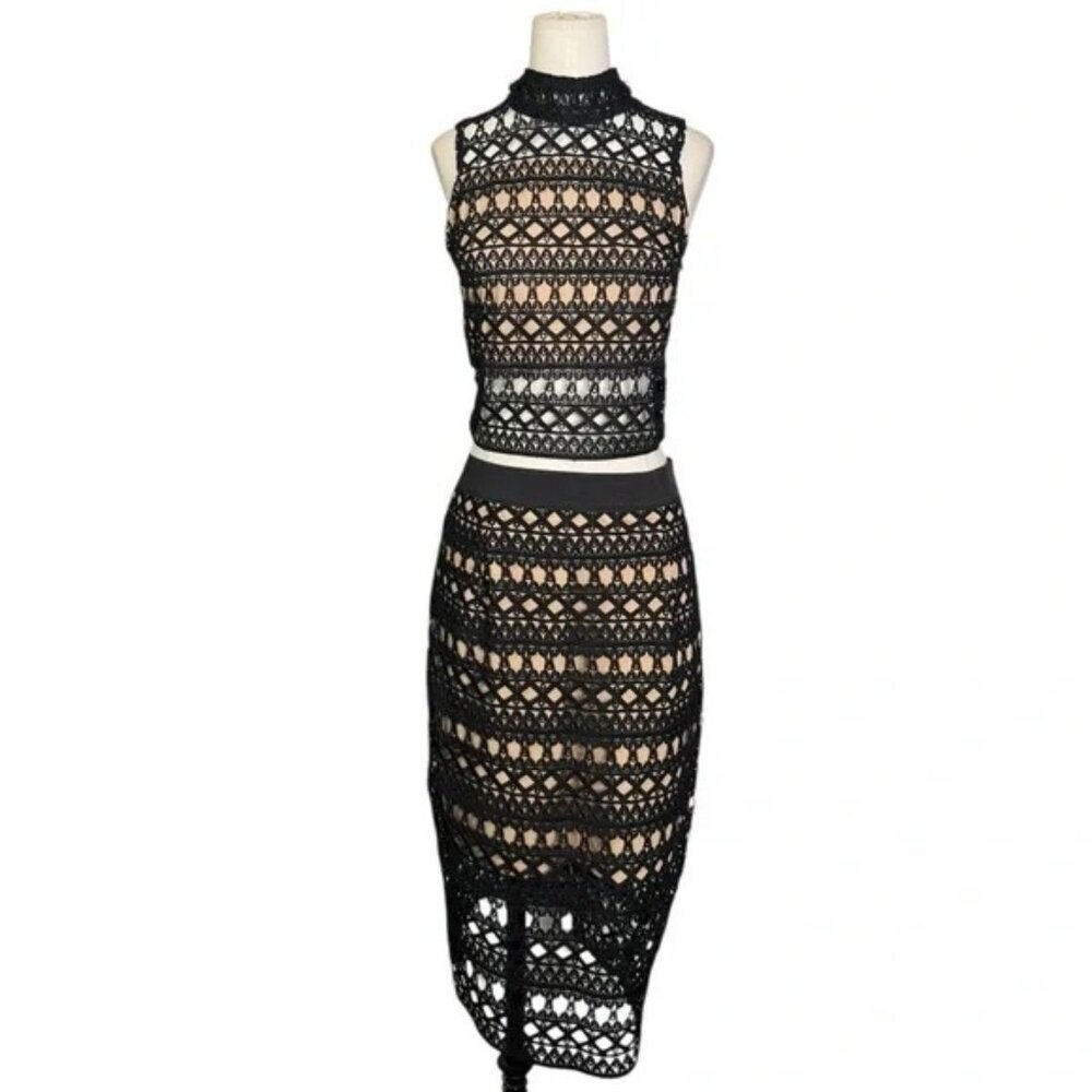 STRUT & BOLT - Two piece Set Lace Crotchet Crop Top & Skirt - Black & Nude - Picture 2 of 5